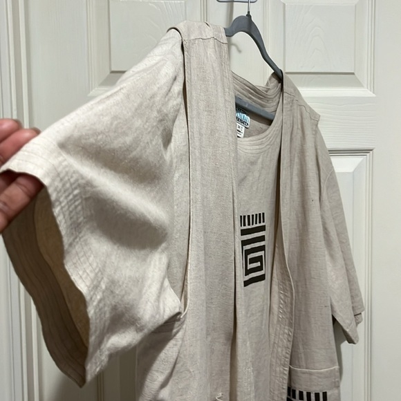 Southwest Indian Foundation Two Easy Pieces  Short Sleeve Shirt and Long Vest - Picture 4 of 9